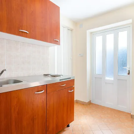 Romantisches Nur 200 Meter Zum Mit Grillplatz, Klima, Wifi Daire