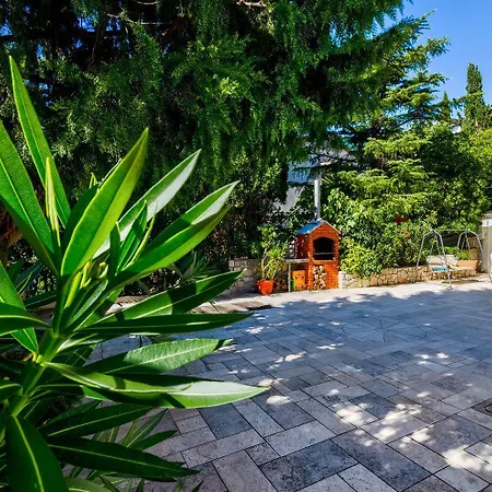 Romantisches Nur 200 Meter Zum Mit Grillplatz, Klima, Wifi Lejlighed *